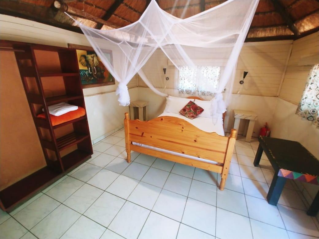 Pumusa Bushcamp Hluhluwe Ngoại thất bức ảnh